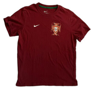 Nike Men’s Short Sleeve Shirt Red